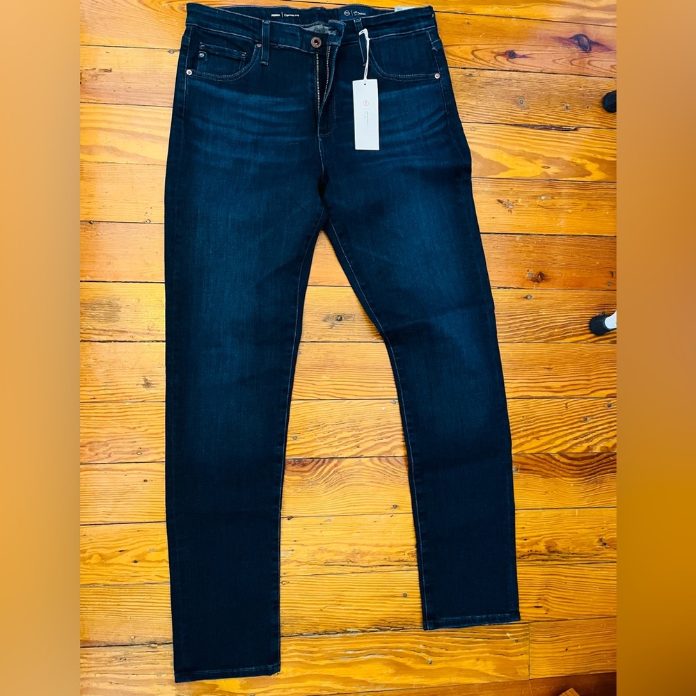 AG PRIMA cigarette leg jeans.  Size 30R.  NWT